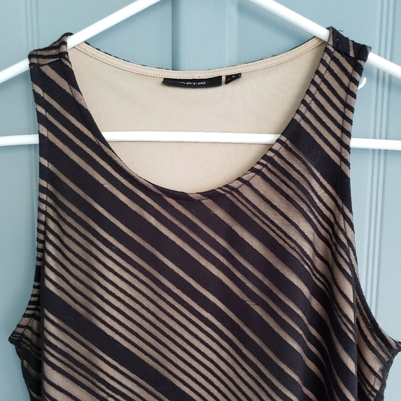 Apt 9 Maxi Dress w/ Sheer bottom - Picture 2 of 8